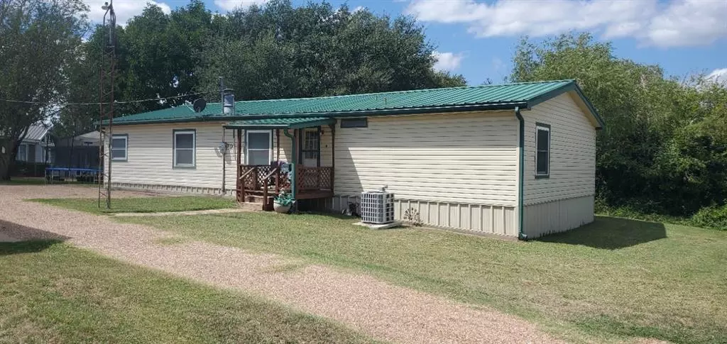 1501 McAdams Road, Graford, TX 76449