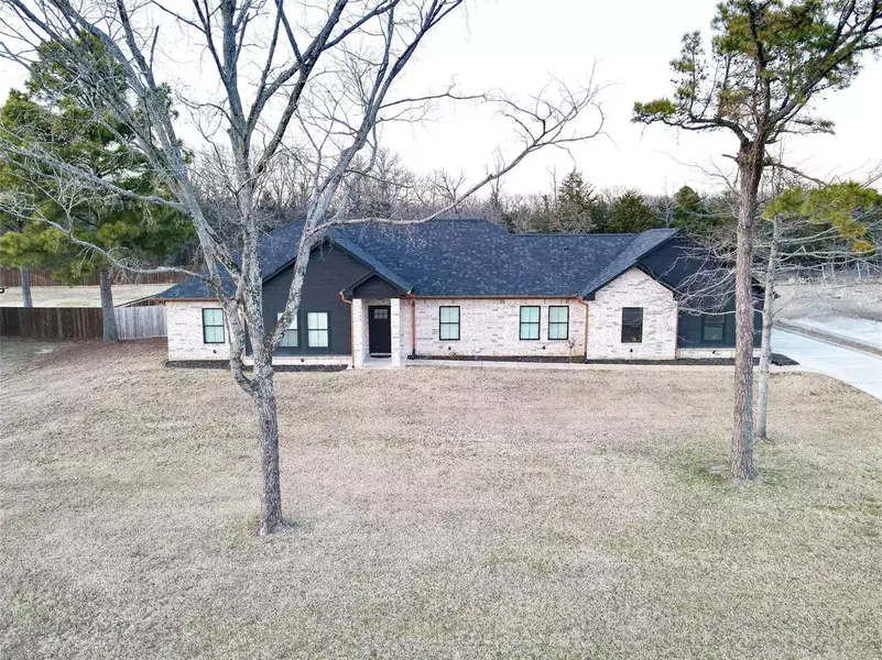 270 Private Road 6305, Mineola, TX 75773