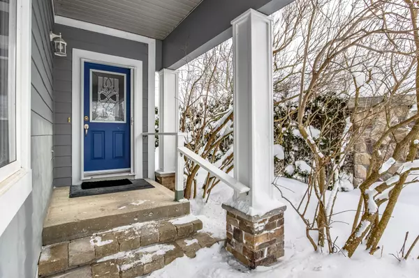 Orillia, ON L3V 8B4,5 Invermara CT #1