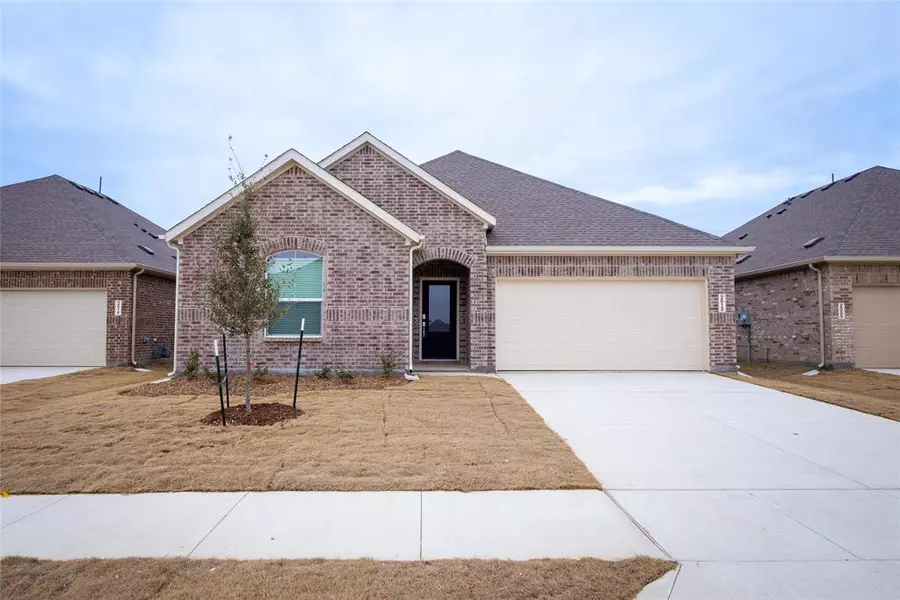 2012 Adams Drive, Little Elm, TX 75068