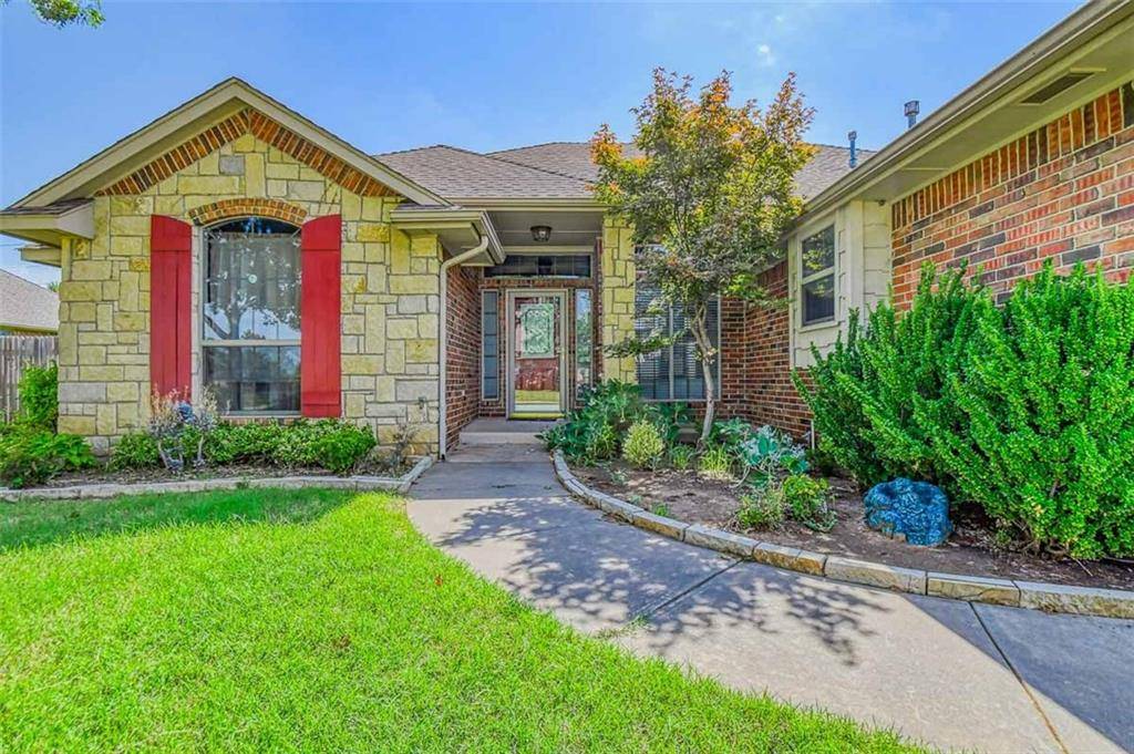 6800 Stinchcomb Drive, Oklahoma City, OK 73132