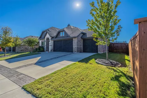 3830 Orchard Park Lane, Midlothian, TX 76065