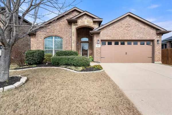 5004 Carnoustie Trail, Arlington, TX 76001