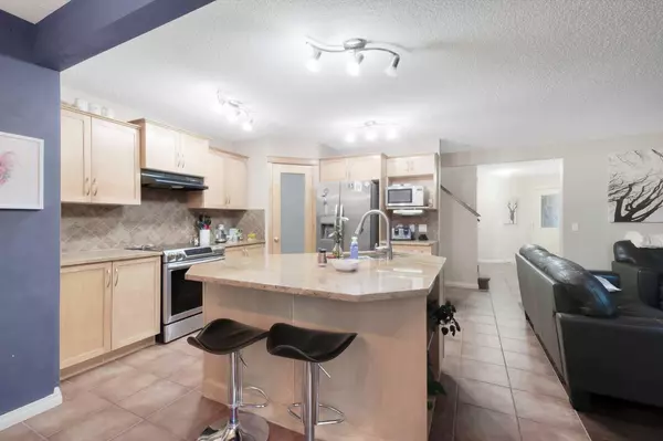 Calgary, AB T3R 1K8,33 Kincora LNDG Northwest