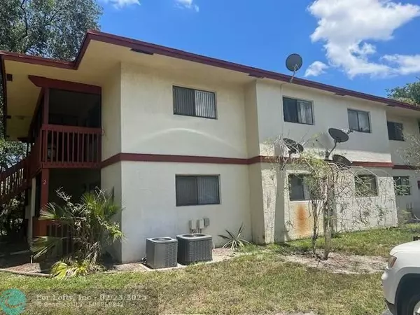 2042 NW 43rd Ter  #6, Lauderhill, FL 33313