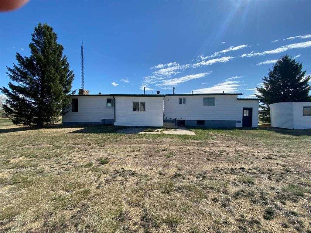 253080 A & 253080 B Range Road 182, Rural Wheatland County, AB T0J 1S0