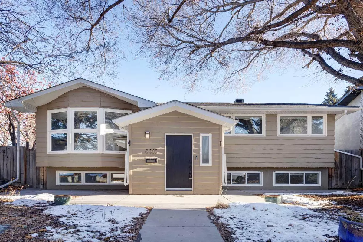 Calgary, AB T3E5M2,6616 34 ST SW