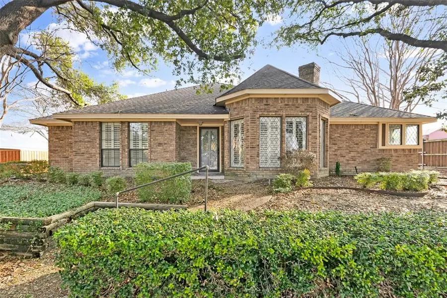 203 S Lakeshore Drive, Rockwall, TX 75087