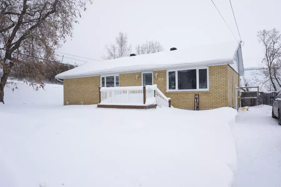 315 Marcella ST, Temiskaming Shores, ON P0J 1K0