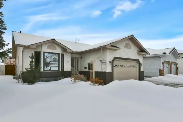 Red Deer, AB T4R 2K5,31 Armitage Close