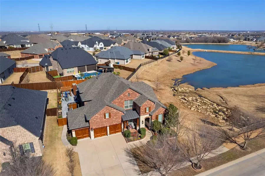 900 Fairway Ranch Parkway, Roanoke, TX 76262