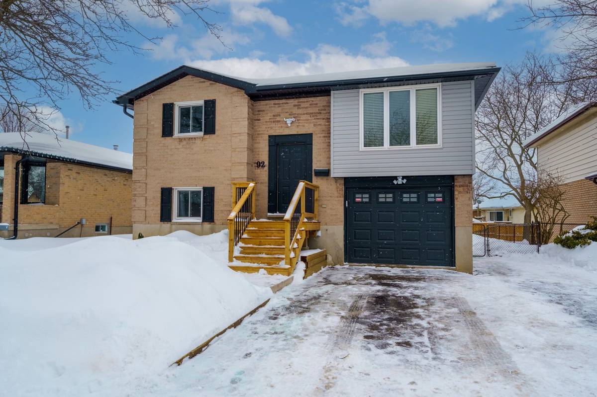 London, ON N6C 5N5,92 Golfview CRES