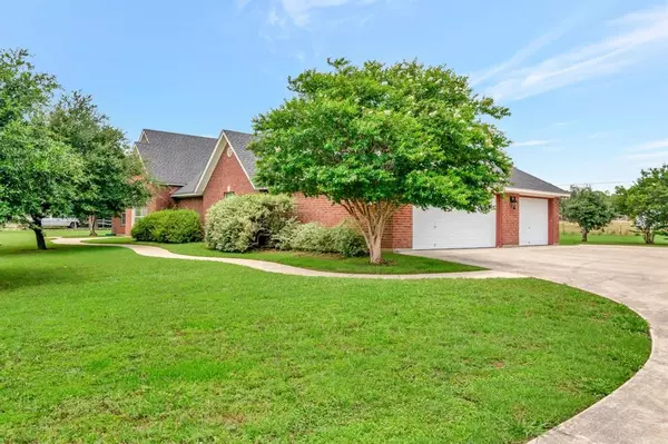 Justin, TX 76247,518 12th Street