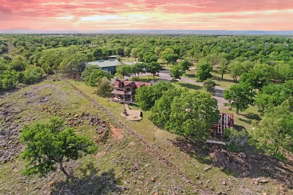 4725 Chesnut Mountain, Palo Pinto, TX 76484