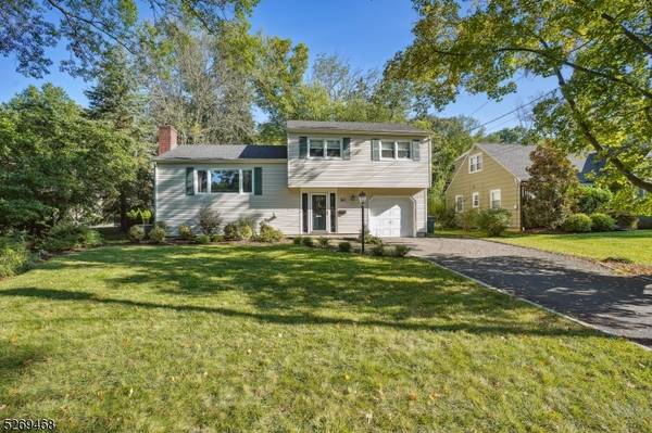 50 W End Ave, Summit City, NJ 07901