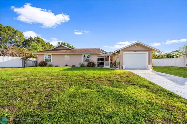 10273 Showboat Ln, Royal Palm Beach, FL 33411