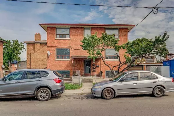 1 Lacey AVE, Toronto W03, ON M6M 3L6