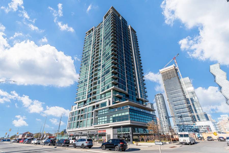 3985 GRAND PARK DR #305, Mississauga, ON L5B 0H8