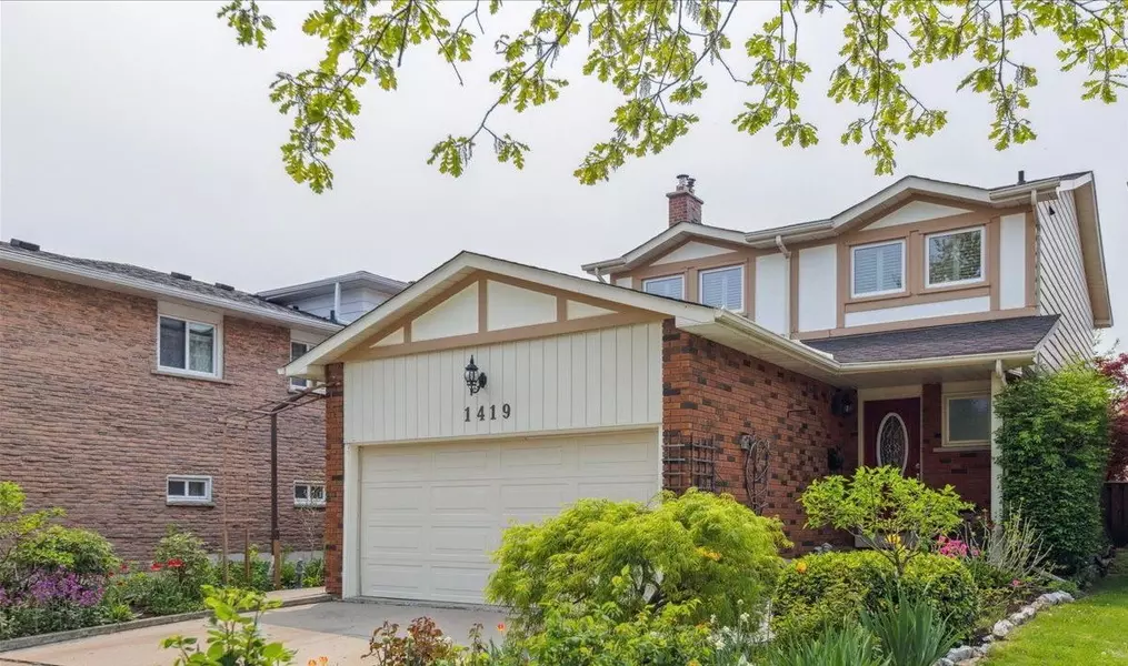 1419 Kimberley DR N, Oakville, ON L6H 2W5