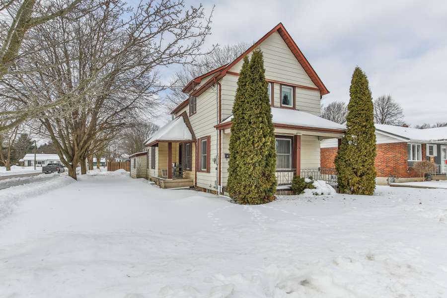 24 Fourth AVE, Aylmer, ON N5H 2K6