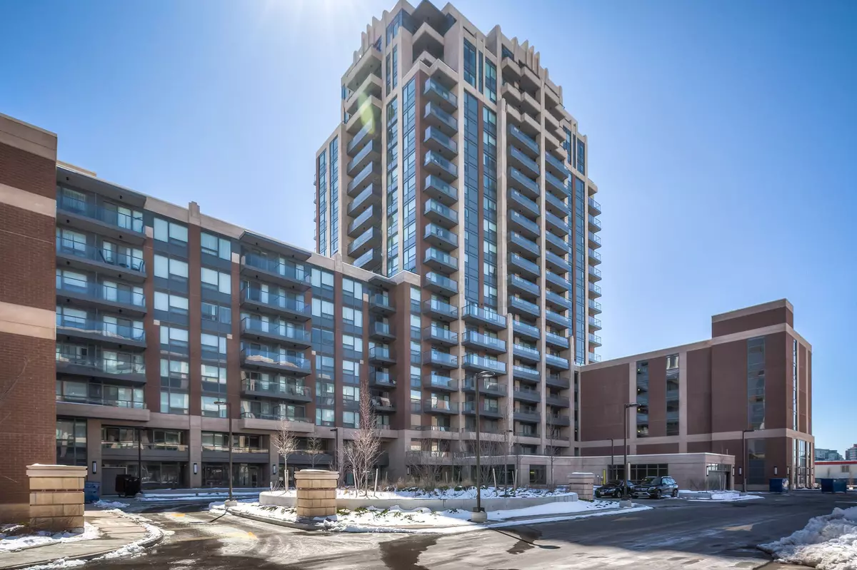 Markham, ON L3R 1L5,18 Uptown DR #A117