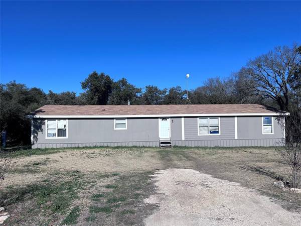 285 Sorrel Court, Stephenville, TX 76401