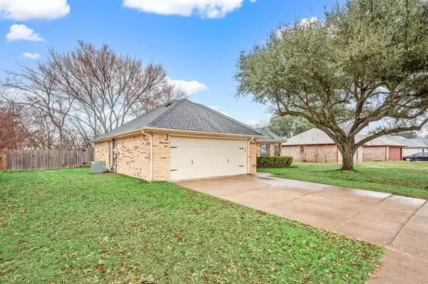 North Richland Hills, TX 76182,7124 Windhaven Road