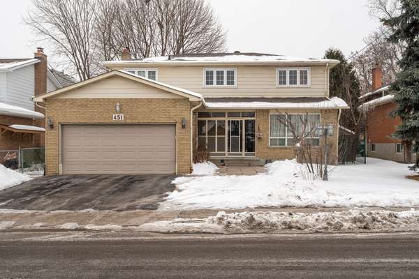 451 Palmer AVE, Richmond Hill, ON L4C 1R2