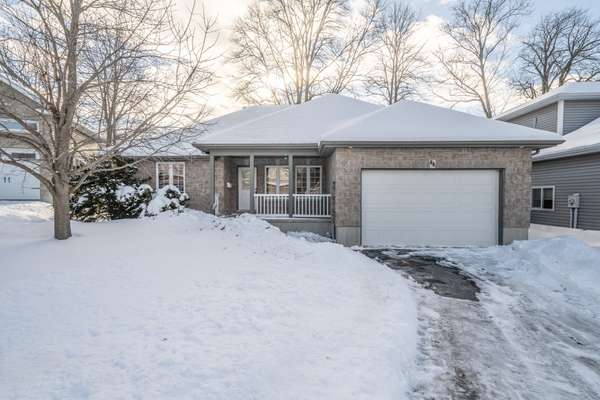 84 McCabe ST, Greater Napanee, ON K7R 3P6