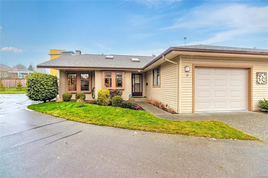 1144 Verdier Ave #18, Central Saanich, BC V8M 1K2