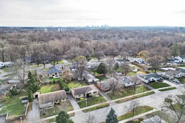 London, ON N5X 1T7,1368 GLENORA DR