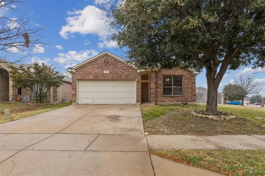 14325 Snaffle Bit Trail, Fort Worth, TX 76052