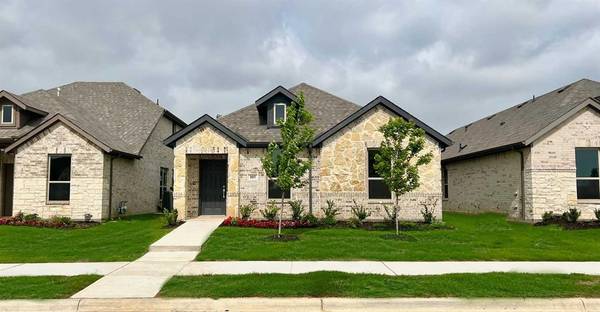 105 Foreman, Midlothian, TX 76065