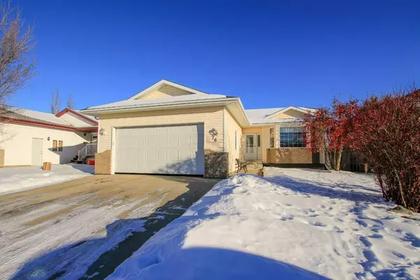 76 Darling CRES, Red Deer, AB T4R 2W3