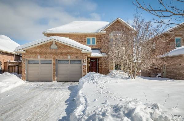 361 Chambers CRES, Newmarket, ON L3X 1T3