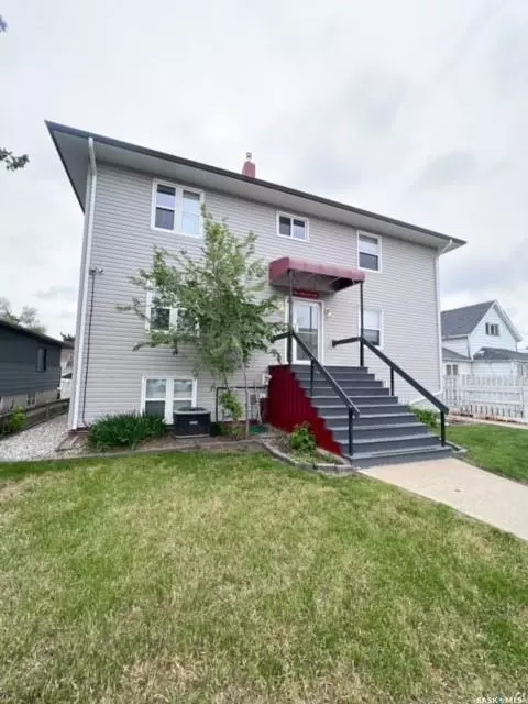 Swift Current, SK S9H 2G4,133 3rd AVENUE NE