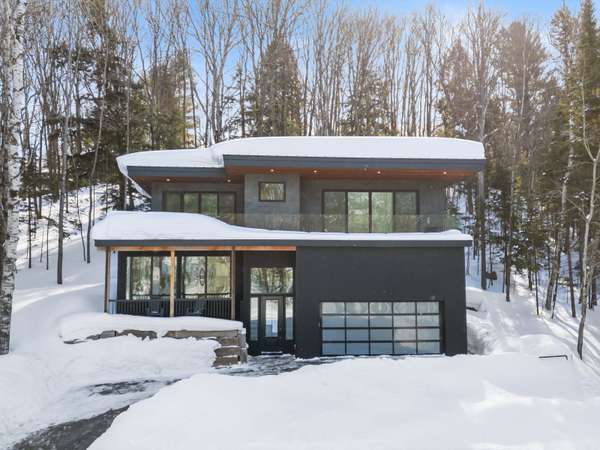 43 Glendale RD, Bracebridge, ON P1L 1B3