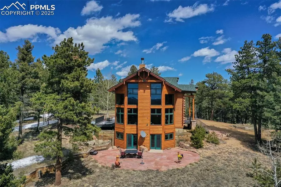 527 Cougar PT, Divide, CO 80814