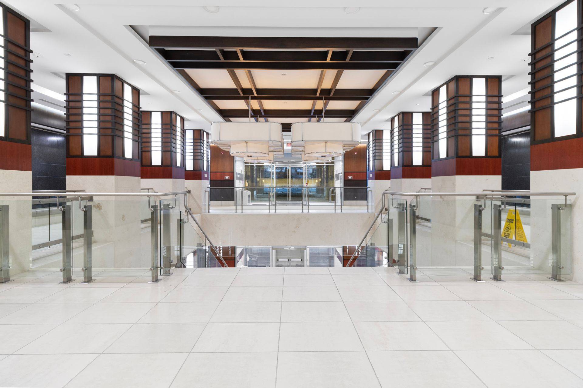 Markham, ON L3R 7Z9,23 Cox BLVD #1077