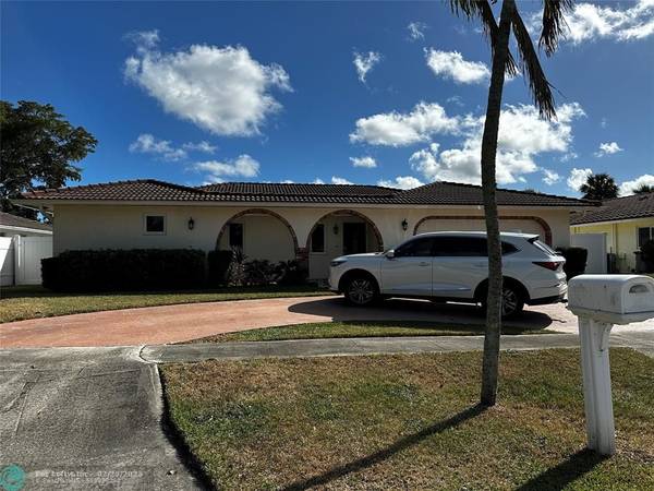 6860 Calle Del Paz, Boca Raton, FL 33433