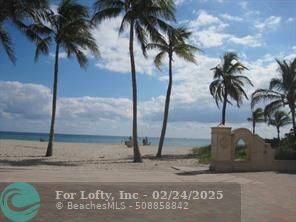 Hollywood, FL 33019,326 Harrison St  #103A