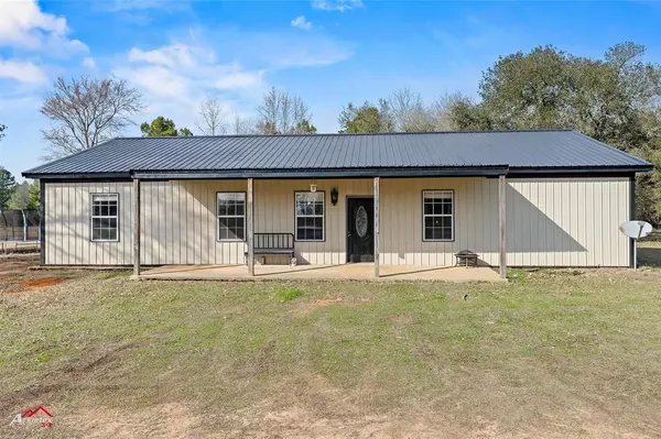 13159 County Road 183D, Overton, TX 75684