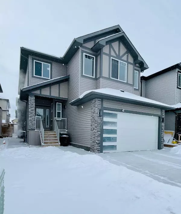 2351 Baysprings PARK Southwest, Airdrie, AB T4B 3X8