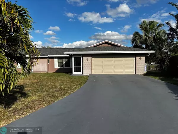 Royal Palm Beach, FL 33411,102 New Kent Ct