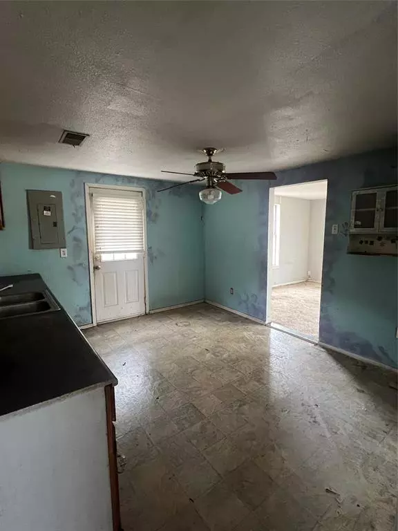 White Settlement, TX 76108,8342 Sussex Street