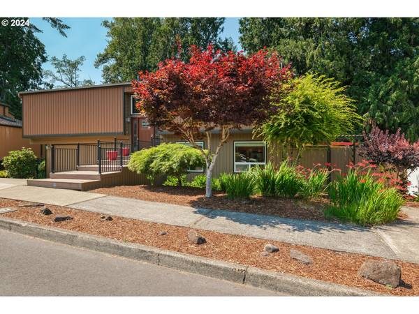 2237 SE DARLING AVE, Gresham, OR 97080