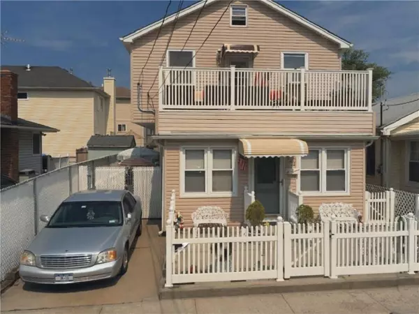 Staten  Island, NY 10306,921 Nugent AVE