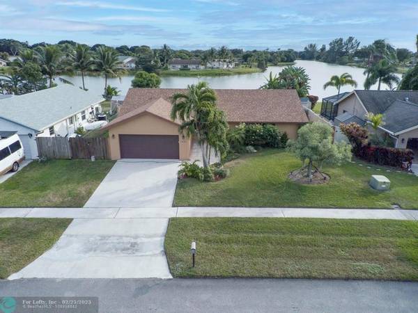 9624 Lancaster Pl, Boca Raton, FL 33434