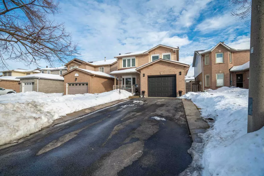 9 Beachgrove CRES, Hamilton, ON L8J 2N8