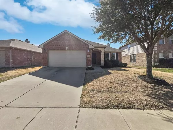 1424 Mockingbird Drive, Aubrey, TX 76227